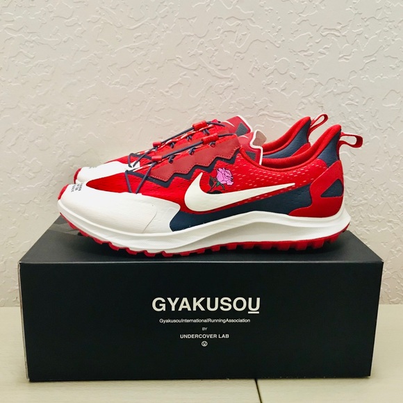 nike gyakusou red